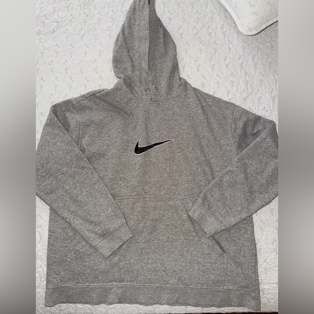 Vintage Nike Men’s Gray Zip-Up Hoodie with Black Swoosh